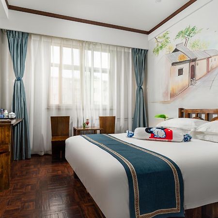 Nost Algia Hotel - Near Beijing Yonghe Lama Temple, Ghost Street, Beihai Park, Jingshan Park, Drum Tower, Houhai Bar Street, Tian'Anmen Square, Located In Beijing Traditional Hutongs, 5 Minutes Away From Subway, Free Laundry Serive Exterior foto