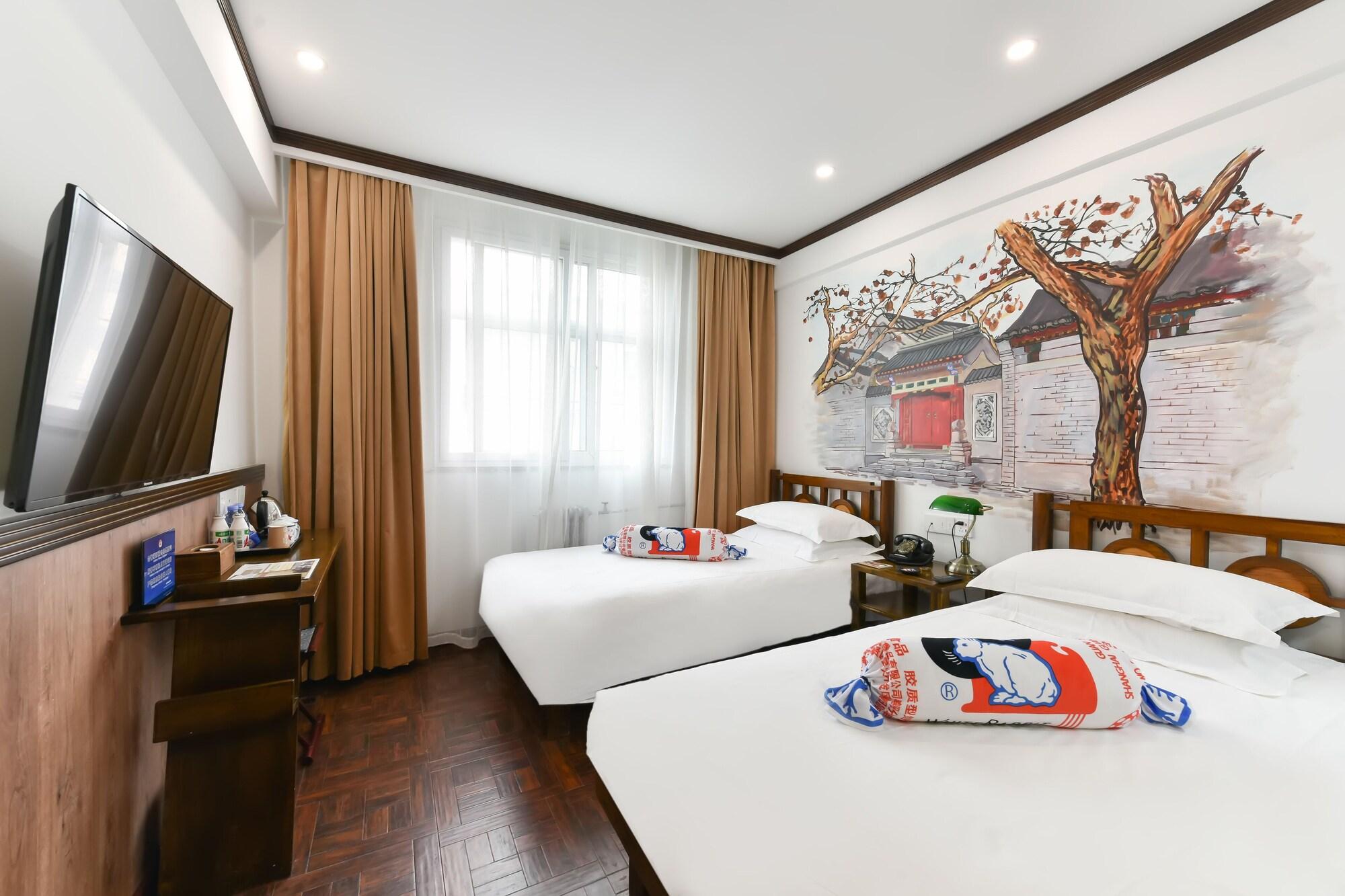 Nost Algia Hotel - Near Beijing Yonghe Lama Temple, Ghost Street, Beihai Park, Jingshan Park, Drum Tower, Houhai Bar Street, Tian'Anmen Square, Located In Beijing Traditional Hutongs, 5 Minutes Away From Subway, Free Laundry Serive Exterior foto