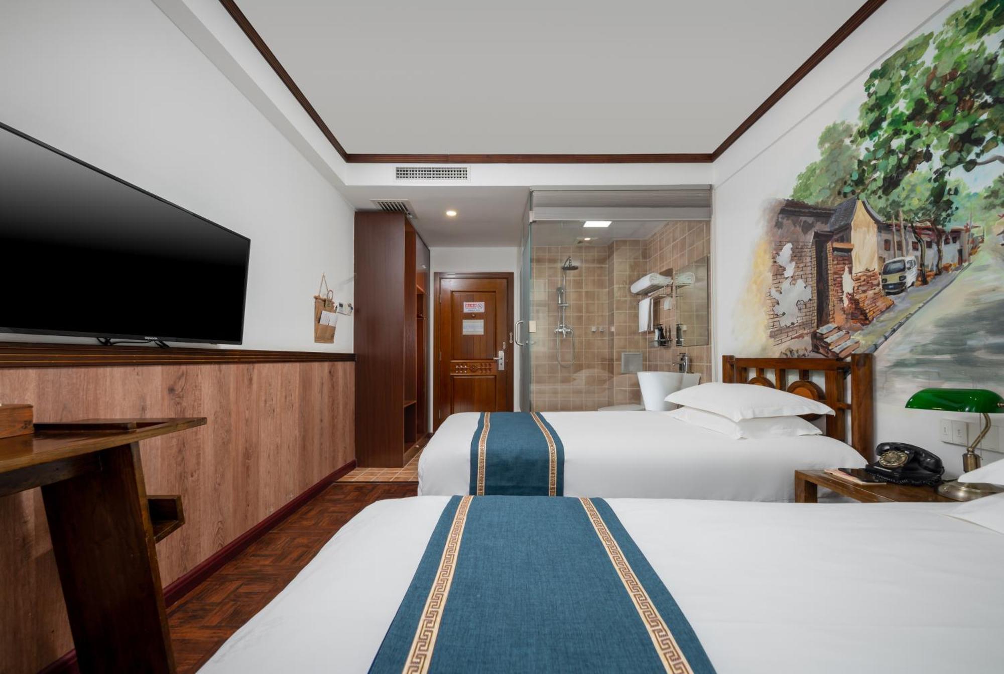 Nost Algia Hotel - Near Beijing Yonghe Lama Temple, Ghost Street, Beihai Park, Jingshan Park, Drum Tower, Houhai Bar Street, Tian'Anmen Square, Located In Beijing Traditional Hutongs, 5 Minutes Away From Subway, Free Laundry Serive Exterior foto