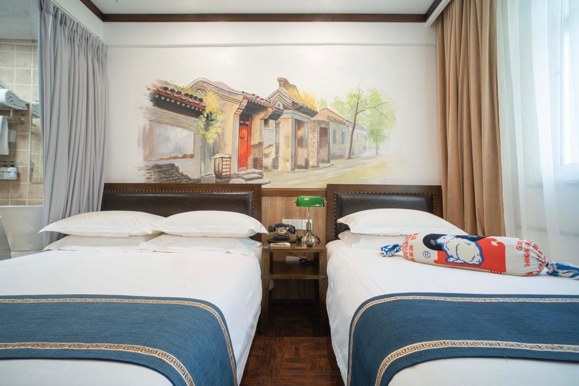 Nost Algia Hotel - Near Beijing Yonghe Lama Temple, Ghost Street, Beihai Park, Jingshan Park, Drum Tower, Houhai Bar Street, Tian'Anmen Square, Located In Beijing Traditional Hutongs, 5 Minutes Away From Subway, Free Laundry Serive Exterior foto