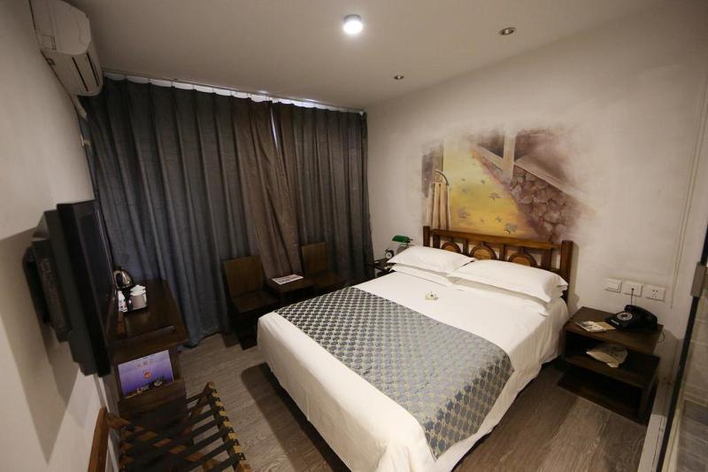 Nost Algia Hotel - Near Beijing Yonghe Lama Temple, Ghost Street, Beihai Park, Jingshan Park, Drum Tower, Houhai Bar Street, Tian'Anmen Square, Located In Beijing Traditional Hutongs, 5 Minutes Away From Subway, Free Laundry Serive Exterior foto