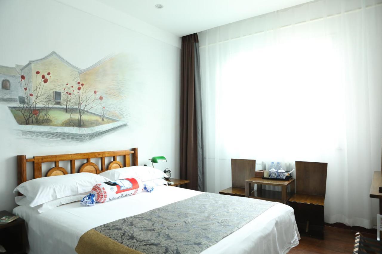 Nost Algia Hotel - Near Beijing Yonghe Lama Temple, Ghost Street, Beihai Park, Jingshan Park, Drum Tower, Houhai Bar Street, Tian'Anmen Square, Located In Beijing Traditional Hutongs, 5 Minutes Away From Subway, Free Laundry Serive Exterior foto